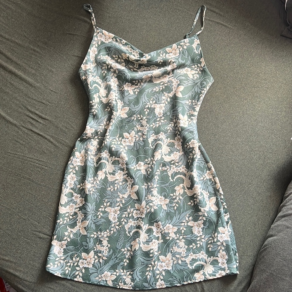 Urban Outfitter green floral vines mini dress